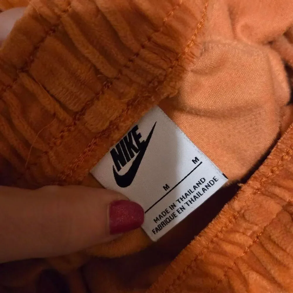 Women's Nike Air Burnt Orange Velour Velvet Soft Shortie Shorts Medium - Picture 5 of 5